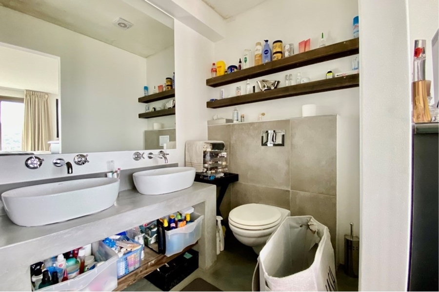 To Let 2 Bedroom Property for Rent in Island View Western Cape